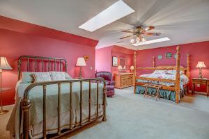 hummingbird-room/6194-82.jpg